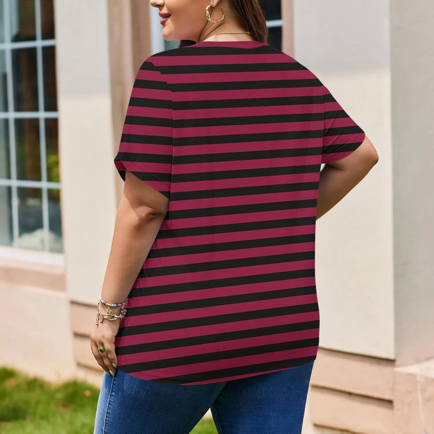 Plus Size Striped Tunic Tops for Women Summer Short Sleeve Crewneck Oversized T Shirt Fashion Cozy Casual Blouse with Pockets