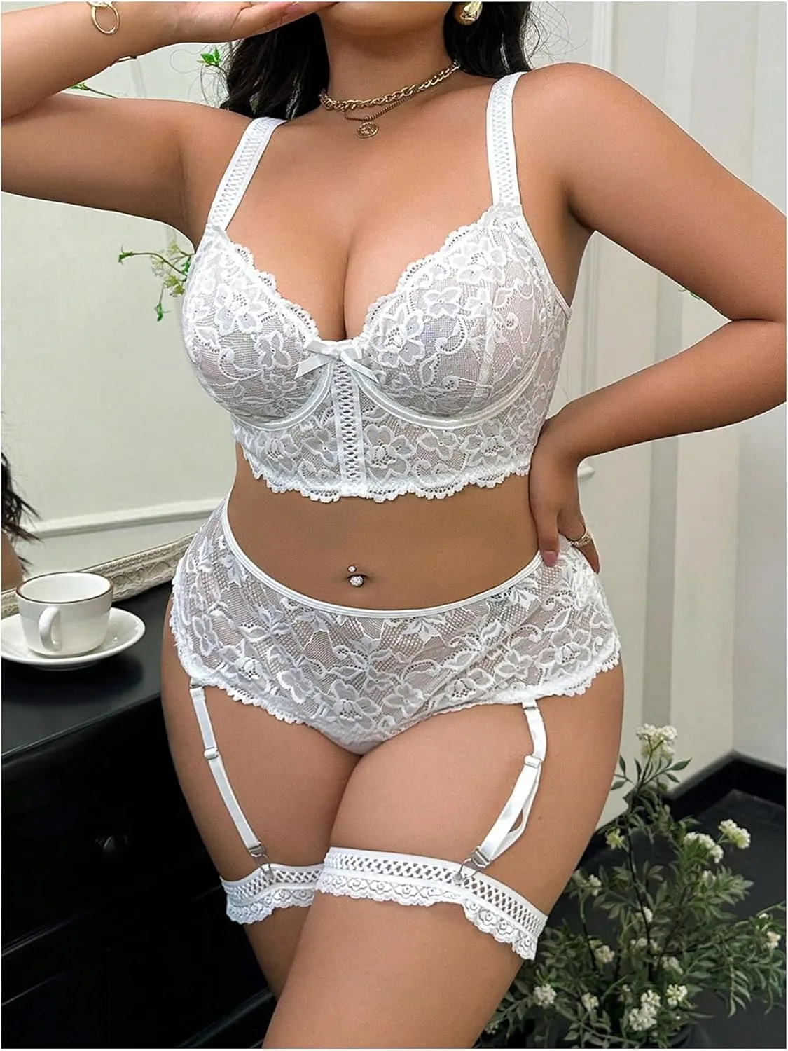 SHENHE Women's Plus Size Lace Garter Lingerie Set Underwire Bra and Panty Set with Leg Ring