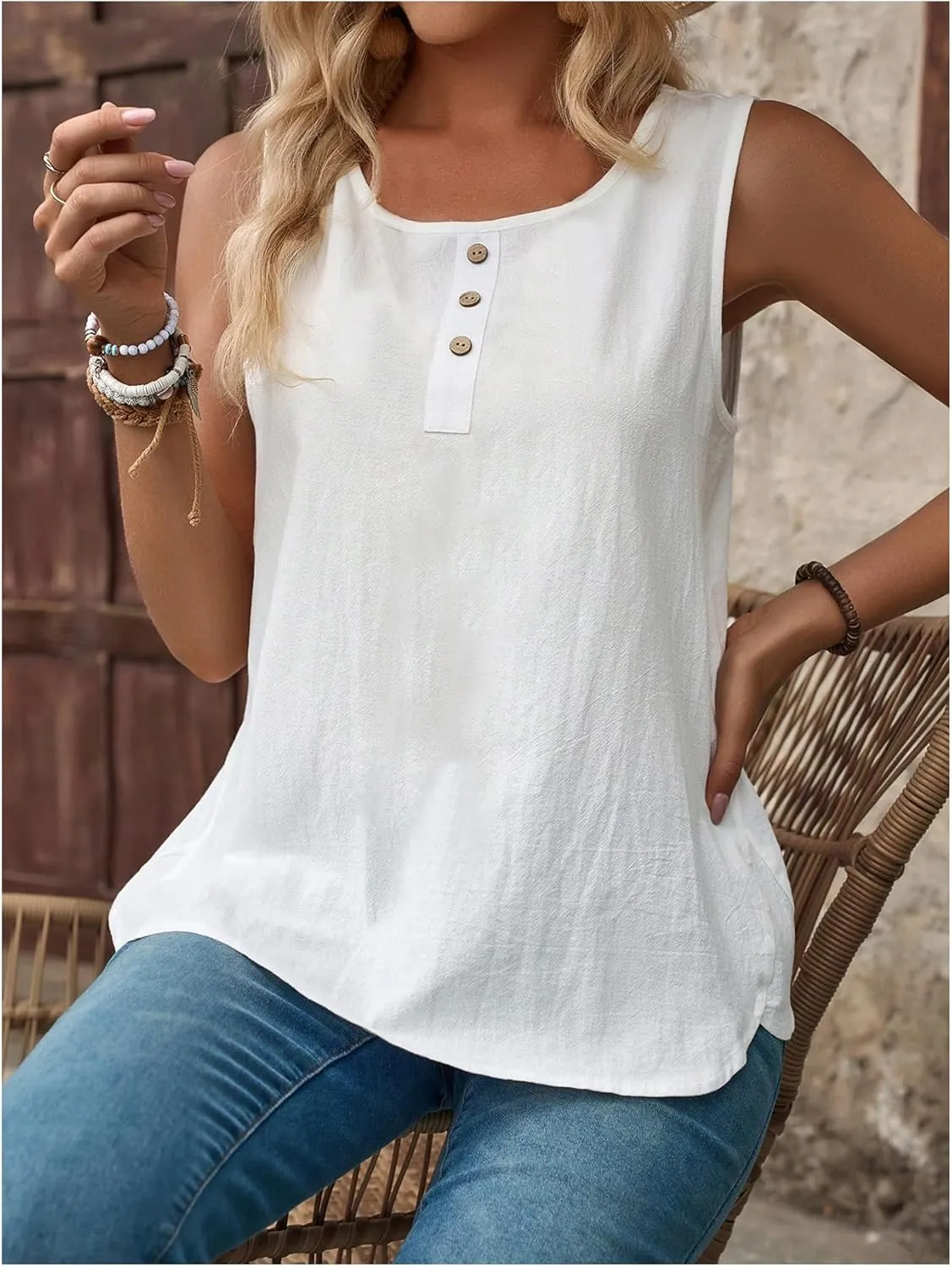SweatyRocks Women's Button Front Tank Tops Scoop Neck Sleeveless Summer Basic Tops