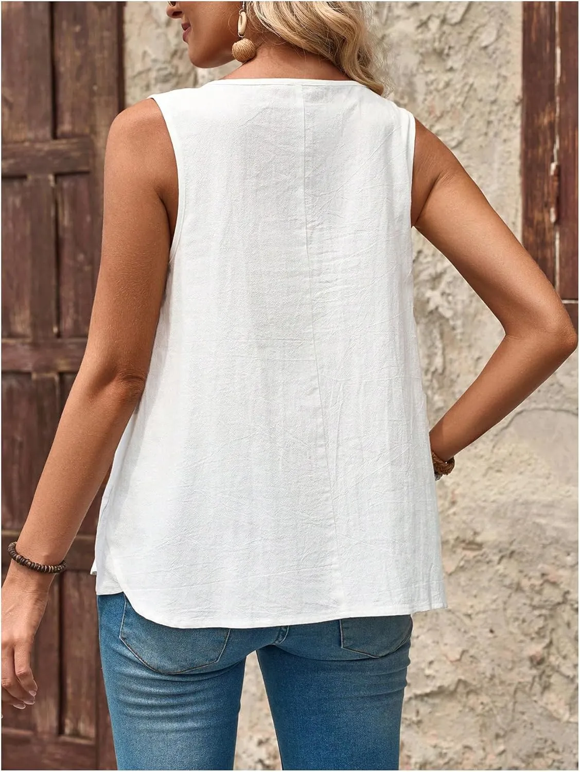SweatyRocks Women's Button Front Tank Tops Scoop Neck Sleeveless Summer Basic Tops