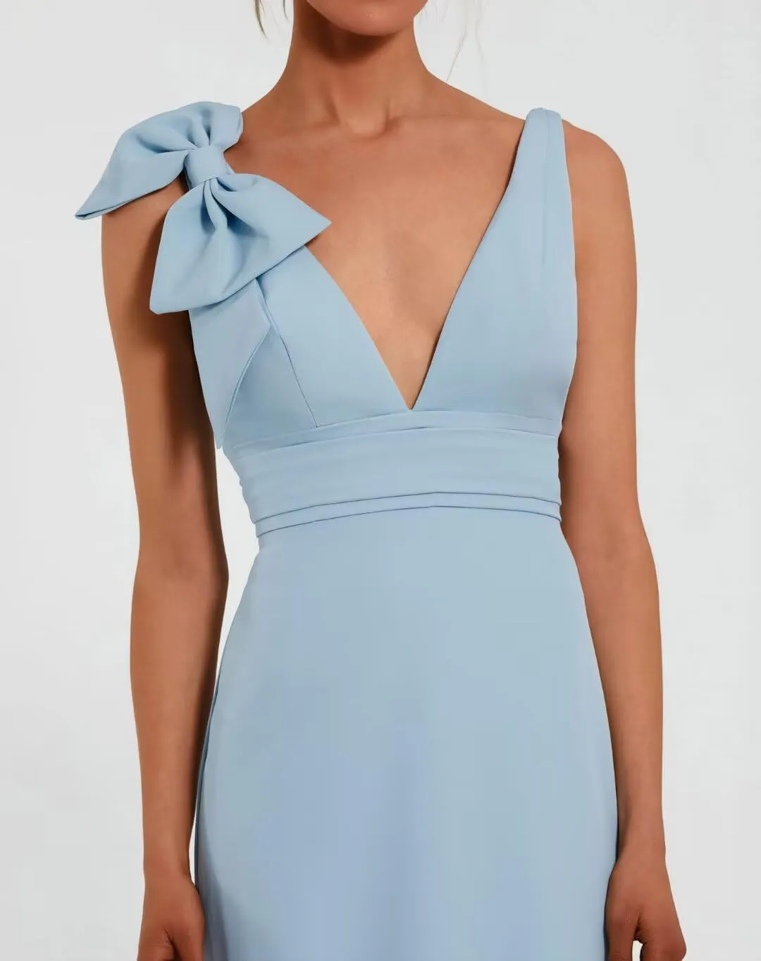 V Neck Maxi Fall Wedding Guest Dresses Elegant Elegant Formal Dresses Mermaid Backless Cocktail Dresses