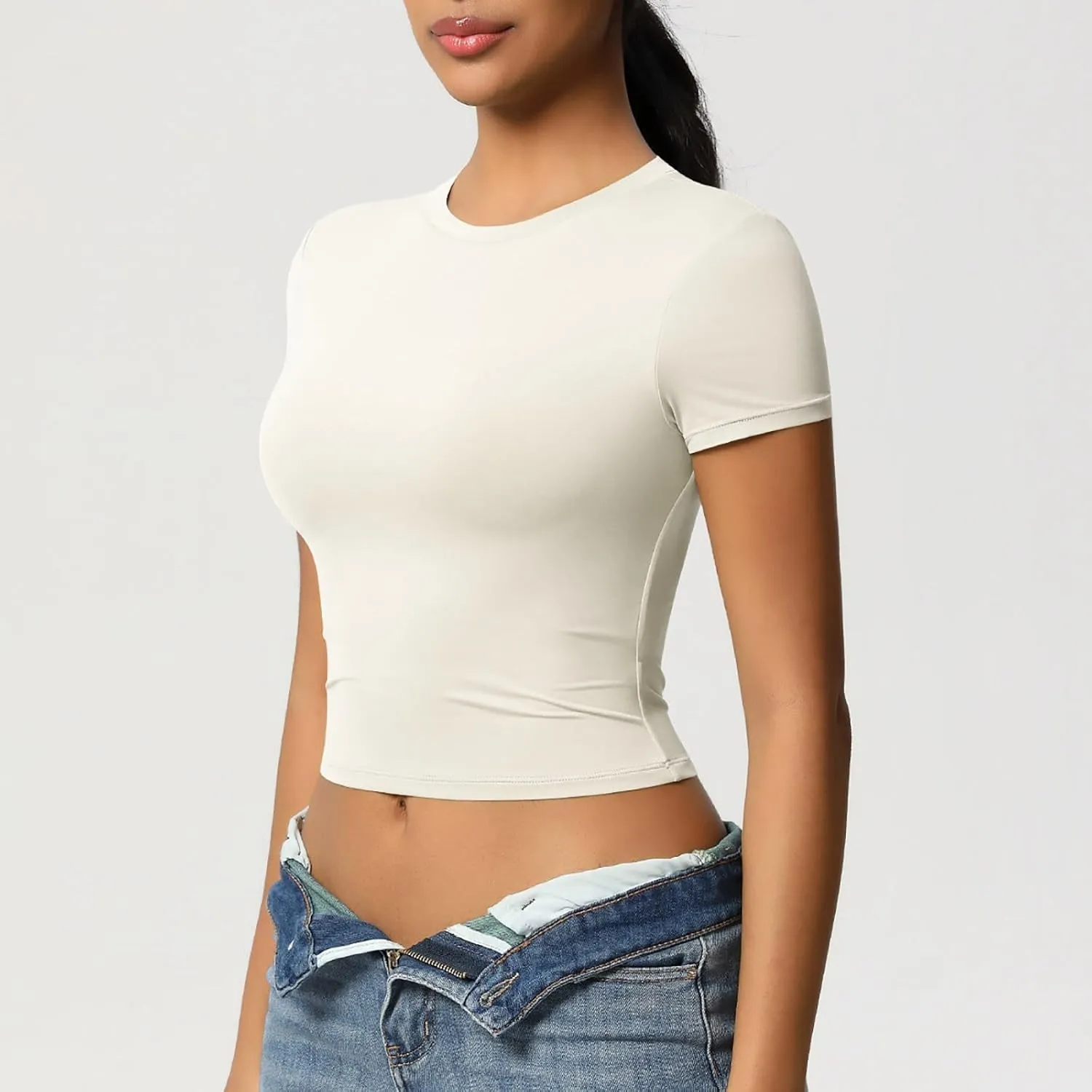 Workout Tops for Women Quick Dry Short Sleeve Cropped Yoga Shirts Athletic Gym Running Round Neck Basic Tees